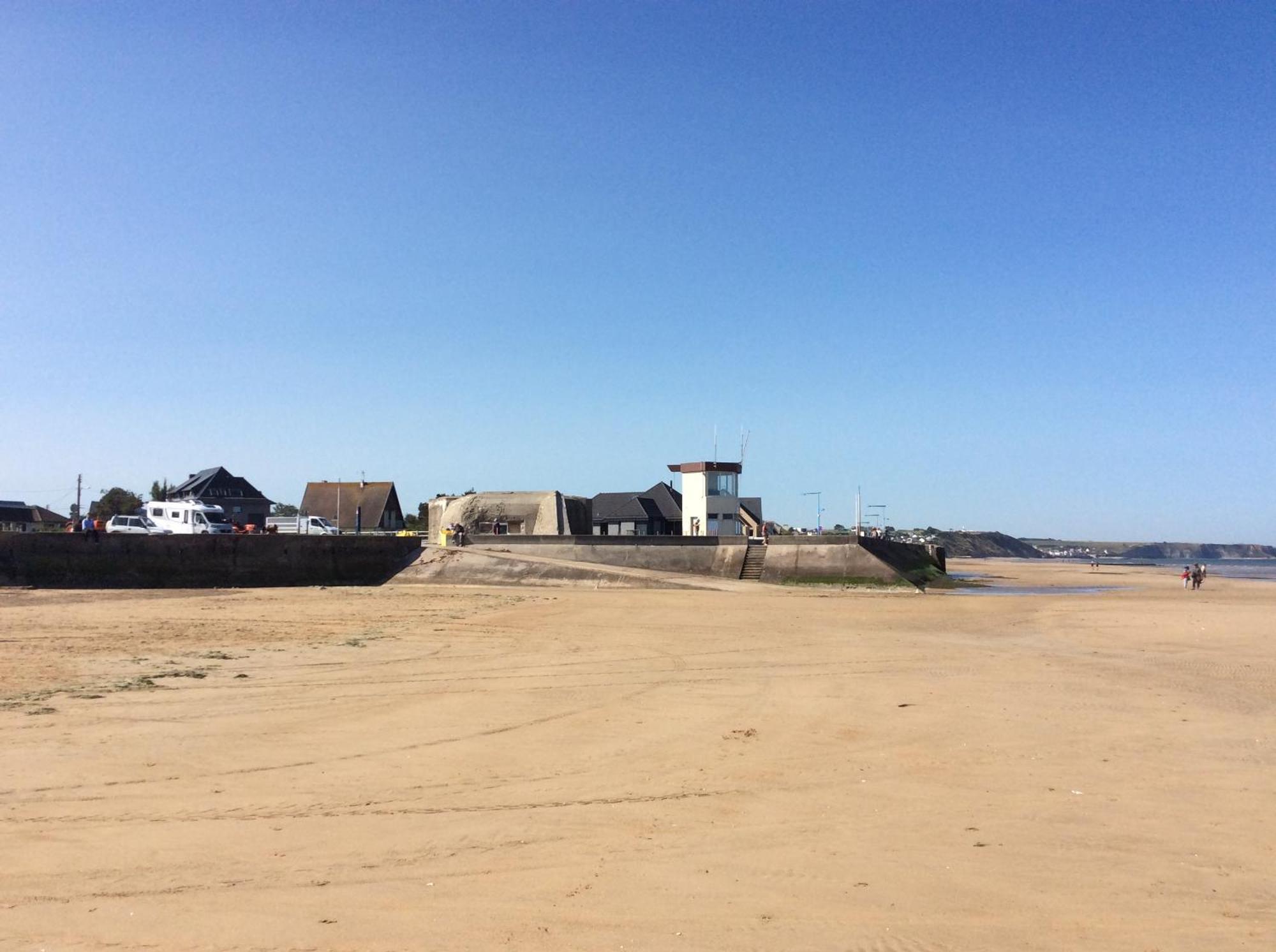 Apt Duplex Ou Plain Pied Tout Confort Plein Centre Ville Bayeux Proche Commerces, Restaurants, Avec Terrasse Privative Ou Jardin Commun Amenage Clos, Parking Gratuit A Proximite, Proche Plages Du Debarquement Exterior photo